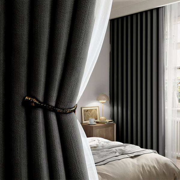 Vorhang Creamy Velvet 99% Verdunkelung Dunkelgrauu – mit Kräuselband (1 Stück)
