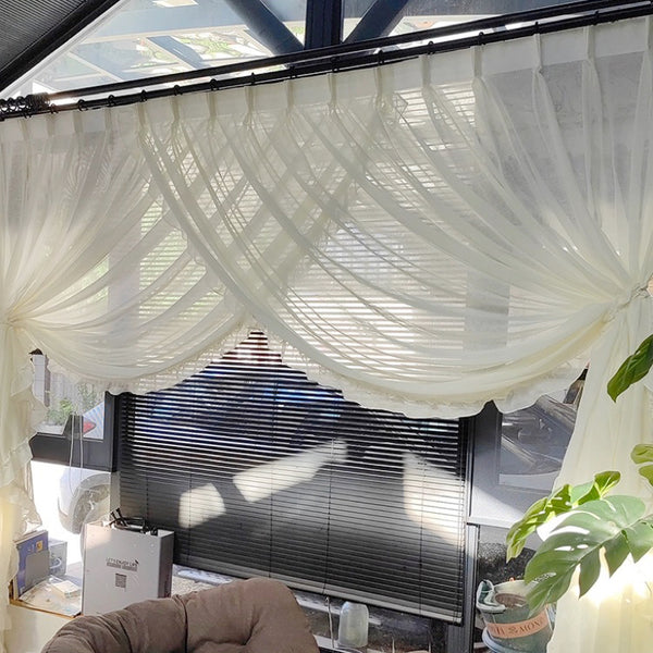 Vorhangverbindungsarbeiten in der Mitte